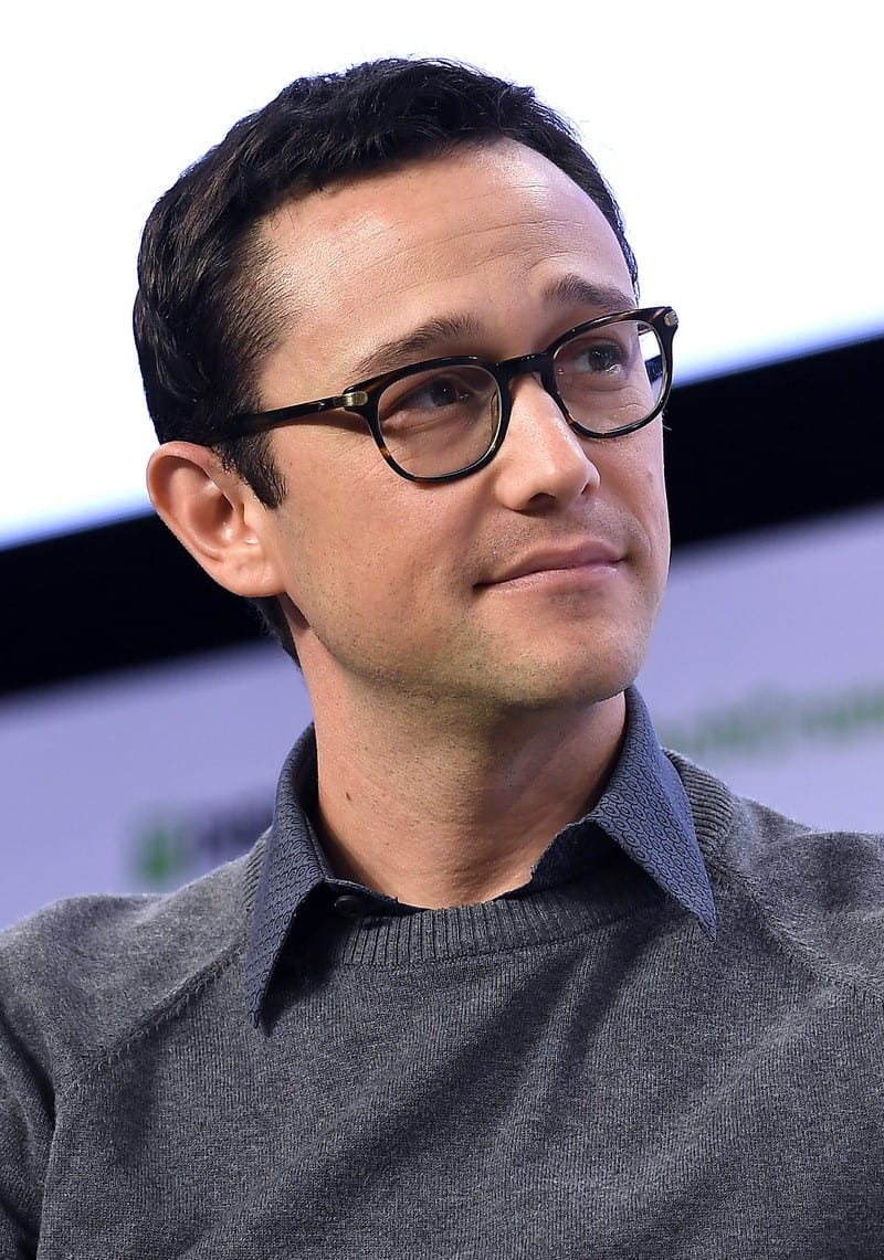 Gordon Levitt with eyeglasses