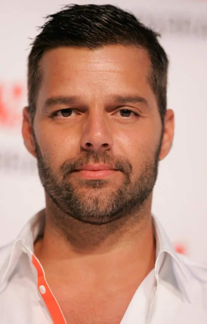 Singer Ricky Martin with short stubble beard