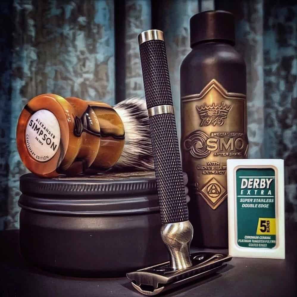 itens essenciais para barbear tradicionais da Derby Razors