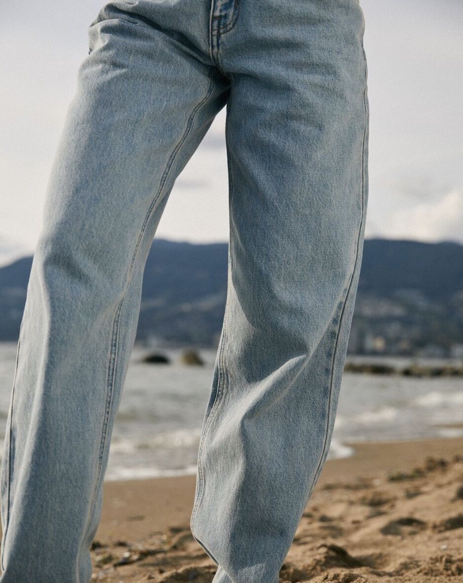 close up of the best light wash jeans