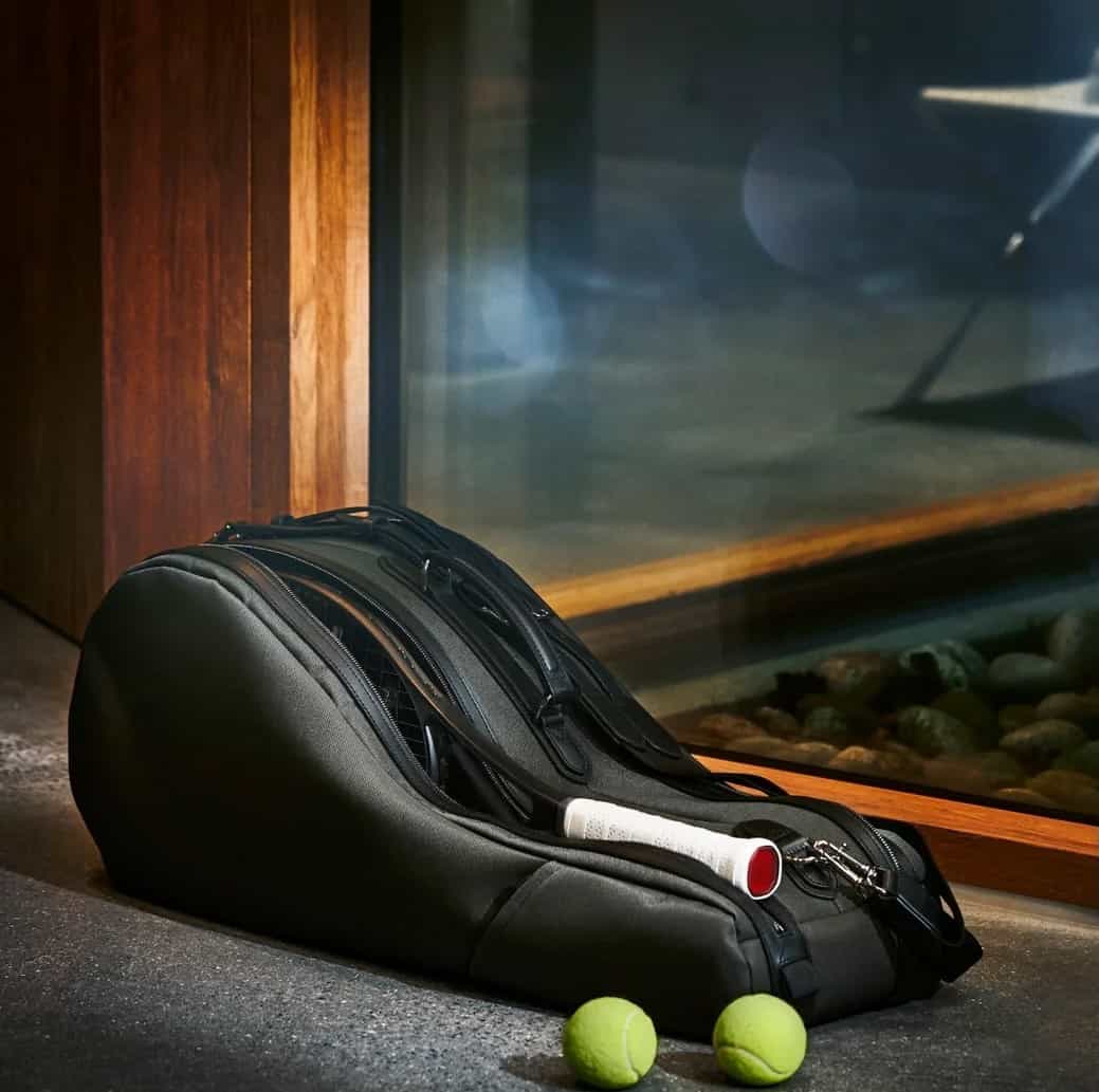 a mismo tennis bag